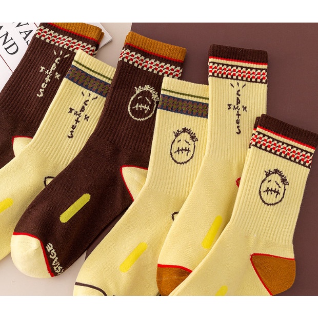 Vớ Tất Travis Scott Nam Nữ phong cách thể thao, trẻ trung và năng động.