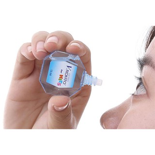 Nước nhỏ mắt VRohto Kid - dinh dưỡng cho mắt bé
