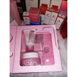 Set tẩy trang Banila Co Clean it zero pink towel giftset