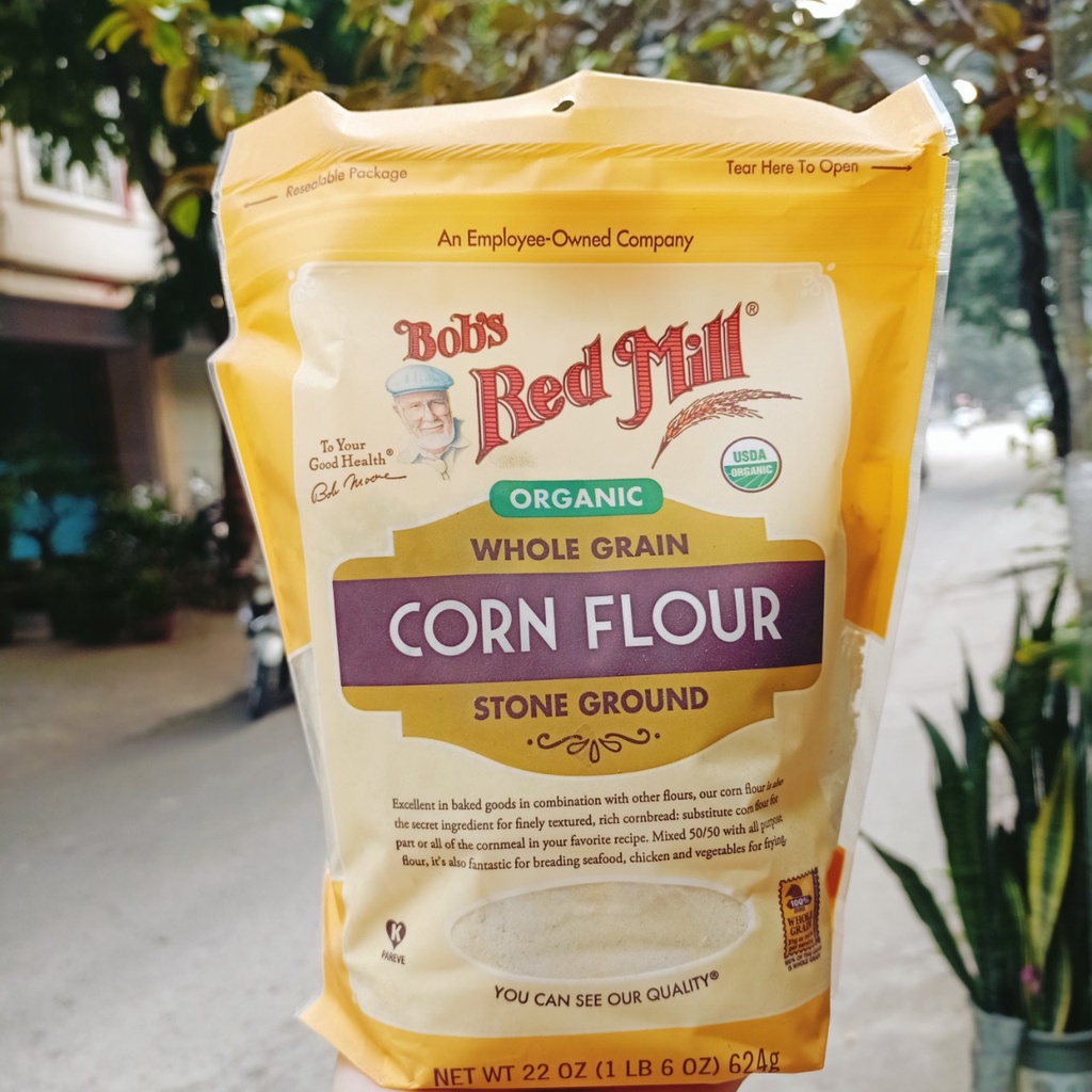 Bột Bắp (bột ngô) Hữu Cơ Bob's Red Mill 624g