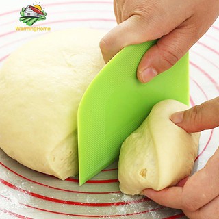 Dụng cụ vét bột làm bánh