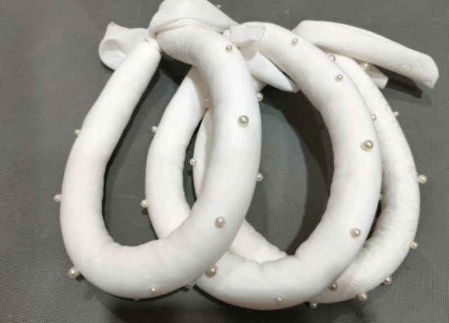 Mấn trơn đính hạt đội đầu phù dâu, cô dâu