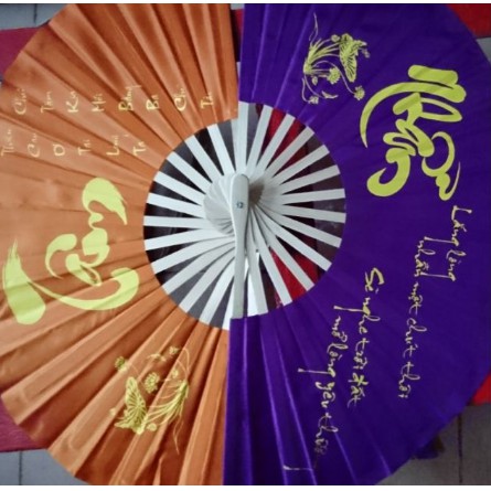 Quạt vải lụa