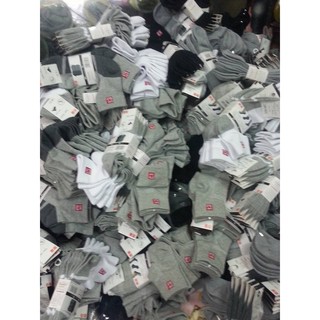 Combor 10 đôi tất Uniqlo cổ trung 95k/10doi