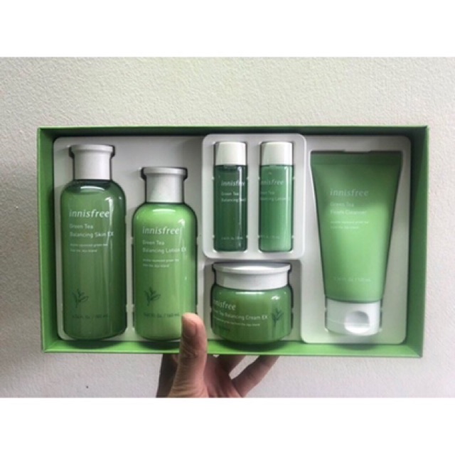 NEW 2019] SET DƯỠNG TRÀ XANH 6 MÓN INNISFREE GREEN TEA BALANCING SKIN CARE SET EX