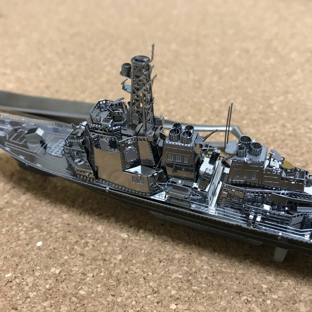 Mô Hình Lắp Ghép 3D Kim Loại Tự Ráp Tàu Khu Trục Tên Lửa Lớp Kongo Nhật Bản - Chưa Lắp