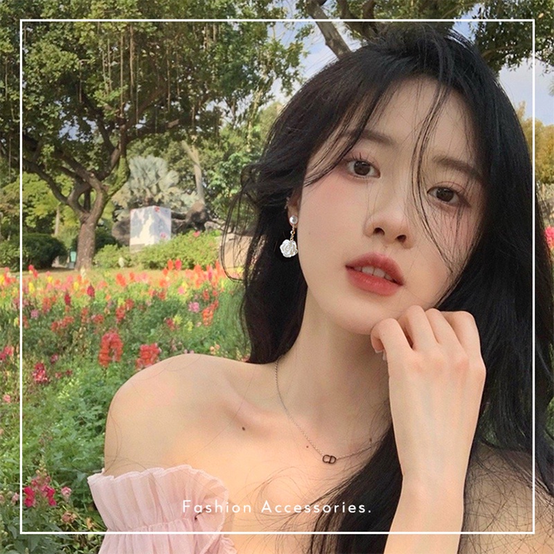 IF ME Đôi Bông Tai Họa Tiết Hoa Trà Thời Trang Sành Điệu Cho Nữ