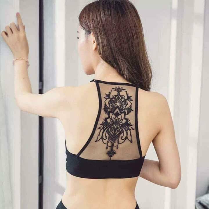 Áo bra ren sau lưng