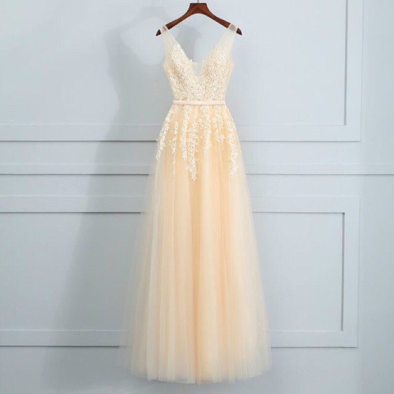 đầm dài phối hoa nổi