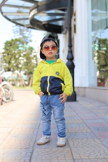 Áo khoác gió nhí và đại