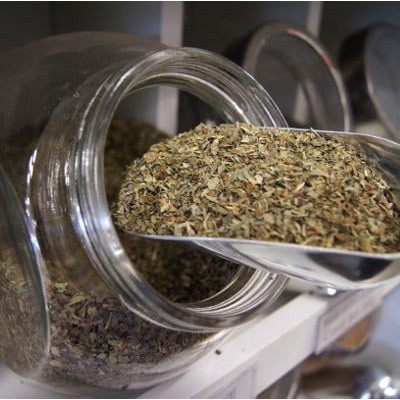 [Mã GROSALEHOT giảm 8% đơn 250K] Basil - Húng quế khô ướp gà KFC, sốt pizza Mì Ý 25g 100g | BigBuy360 - bigbuy360.vn