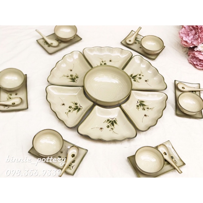 Set bát đĩa hoa mặt trời 27 món men kem vẽ hoa đào và chuồn chuồn