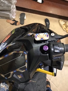 Nắp dầu titan vario