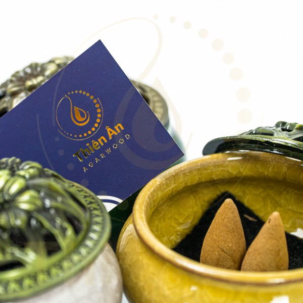 [TẶNG SAMPLE ] LƯ TRÒN XÔNG TRẦM BẰNG SỨ KỲ NAM ANH | BigBuy360 - bigbuy360.vn