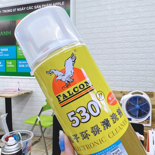 Chai dung dịch vệ sinh Falcon 530