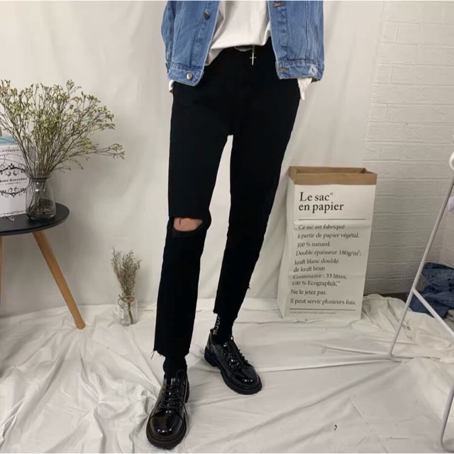 [Tiền Nào Của Đấy]Quần Jean Nam Rách Gối Phải Màu Đen Vải Co Giãn, Không Phai Màu Phong Cách Hàn Quốc -J08