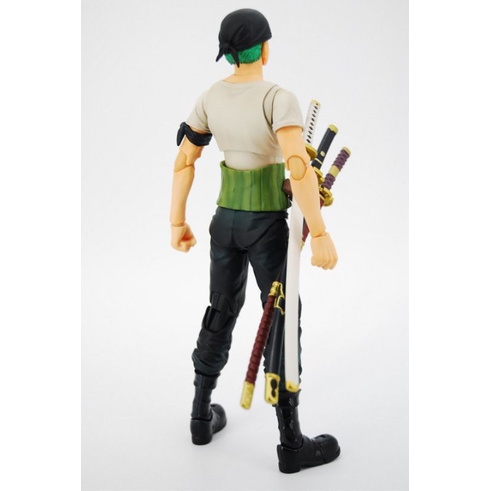 Mô hình khớp Zoro trước timeskip 17cm - One Piece vua hải tặc