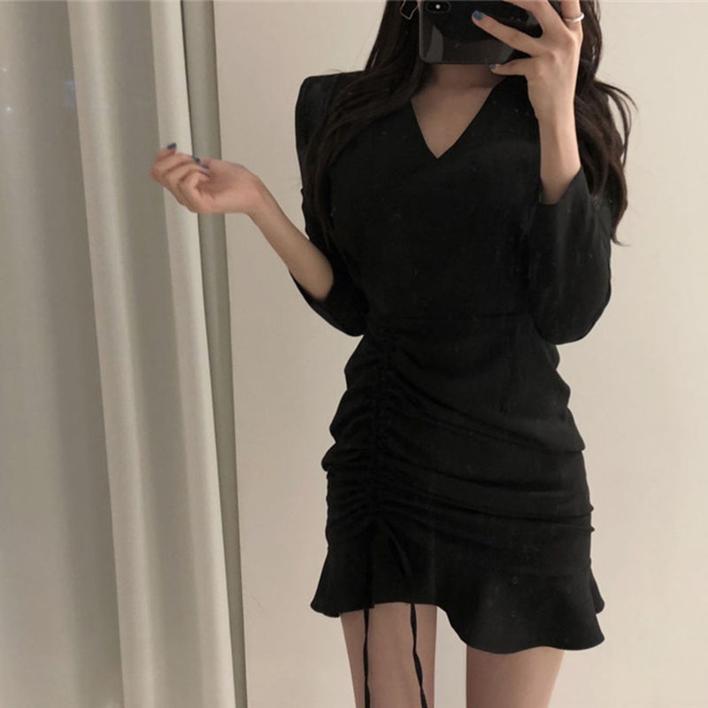 Đầm IELGY dáng ôm cổ chữ V phối bèo đơn giản thời trang Hàn Quốc cho nữ