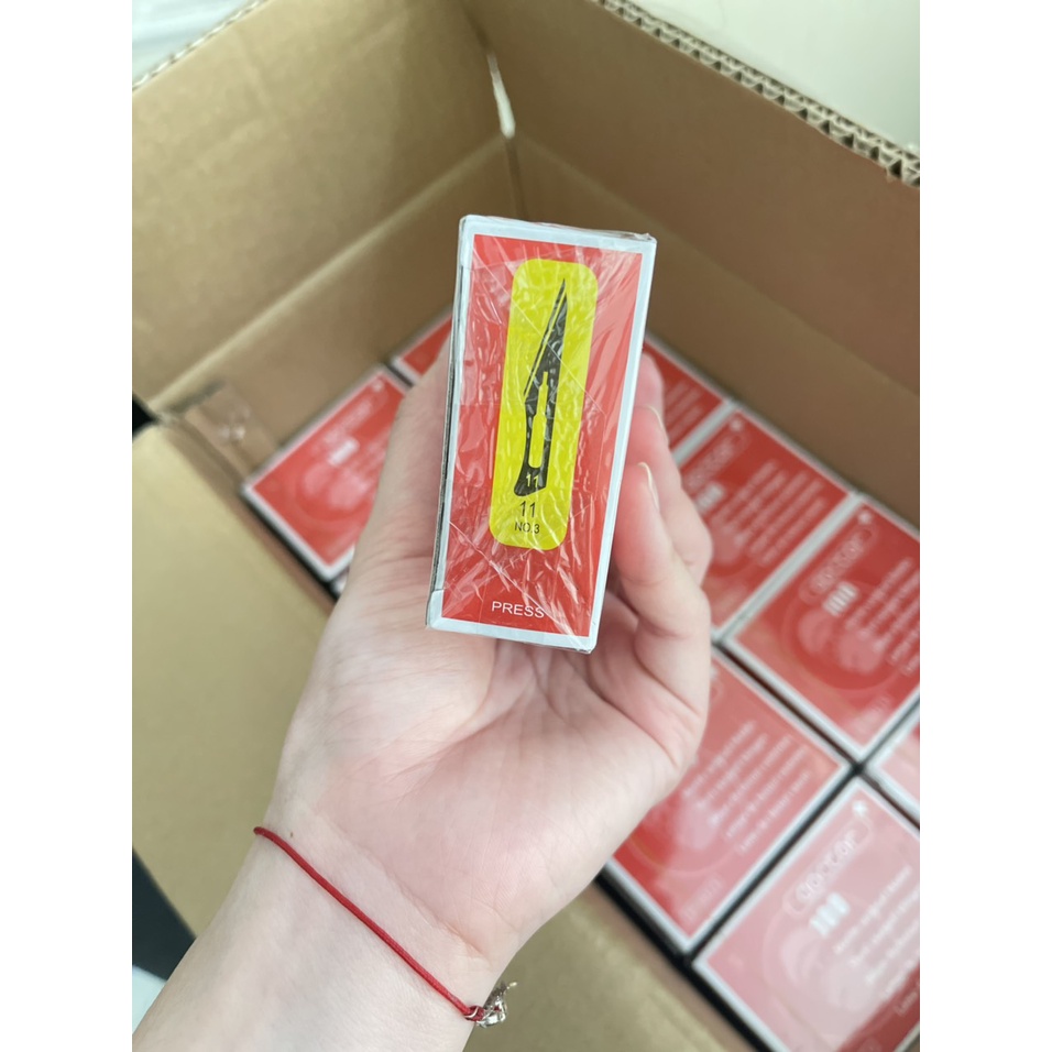 DAO MỔ DOCTOR SỐ 11