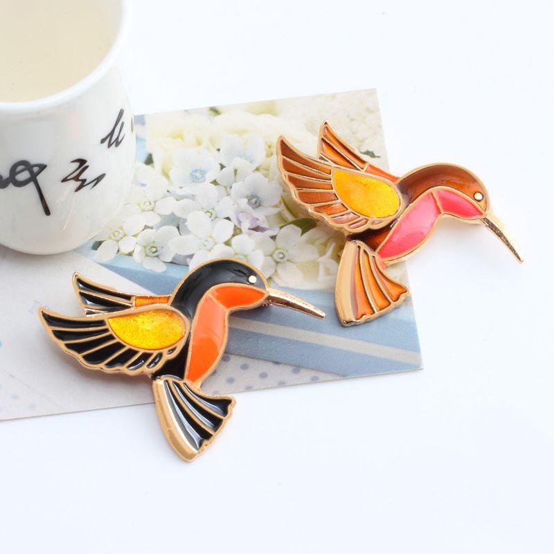 Trâm Cài Áo Trang Trí Hình Thú Hoạt Hình Tráng Men Màu Ngà Cổ Điển