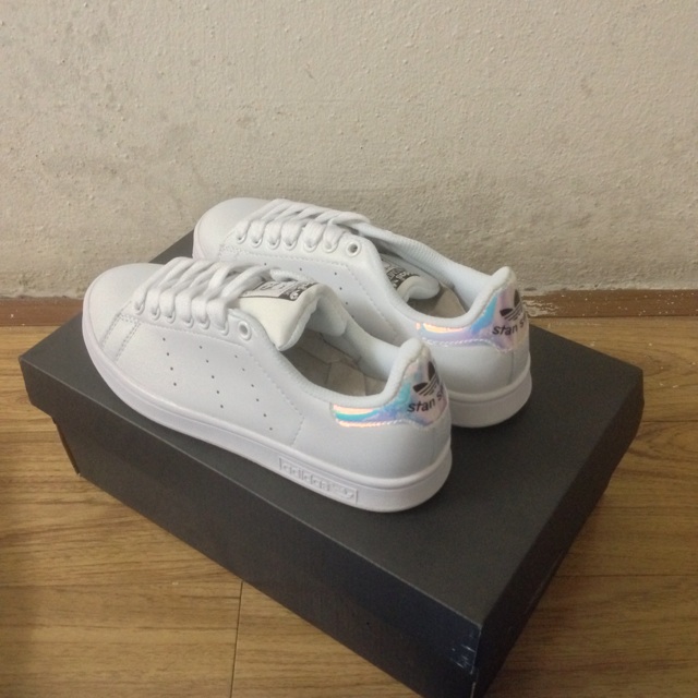 Giày Sneaker Adidas Stan smith hologram