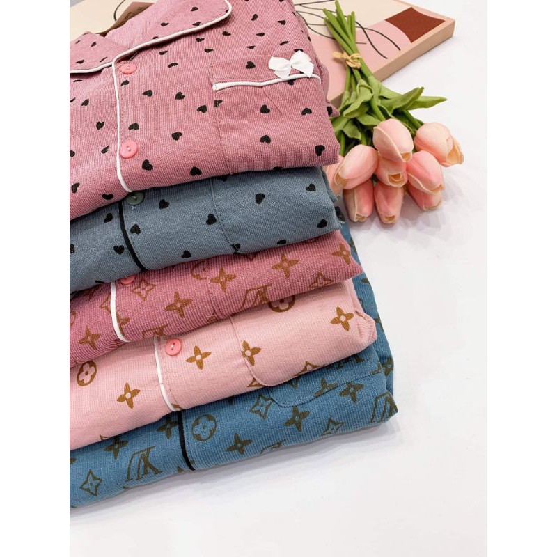 Set bộ quần áo ngủ dài tay nhung họa tiết MH