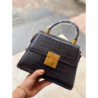 túi đen quai xách sang chảnh