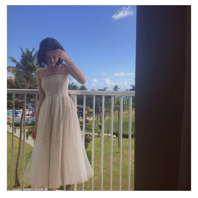 Đầm 2 dây ren maxi nữ tính | BigBuy360 - bigbuy360.vn