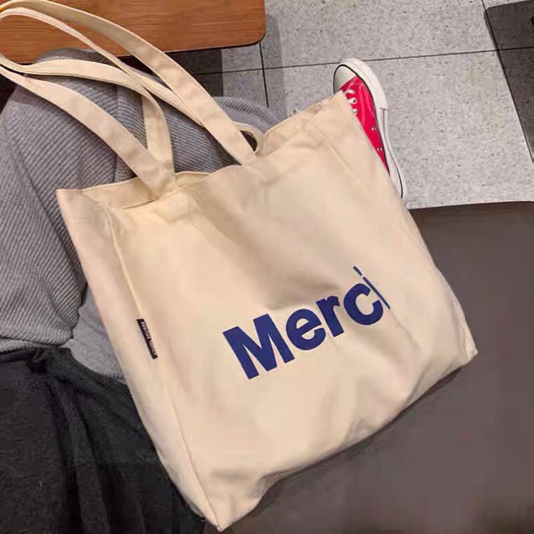 Túi tote vải canvas ulzzang unisex đi học đi làm có khoá miệng, có ngăn phụ in chữ MERCI cao cấp màu be
