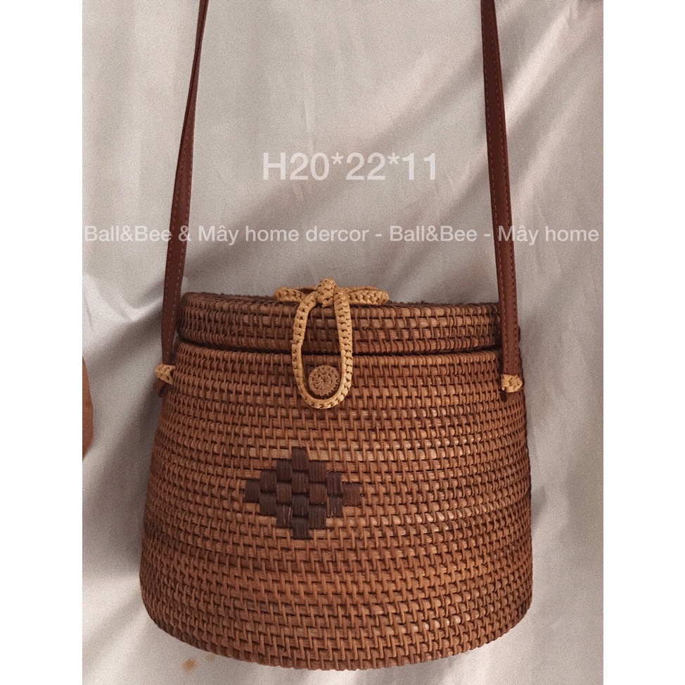 Túi Đeo Chéo Chất Liệu Mây Đan Tay Tỉ Mỉ  - Quà Tặng Việt Nam Cho Khách Nước Ngoài, Tặng Mẹ, Phụ Kiện Chụp Hình Áo Dài