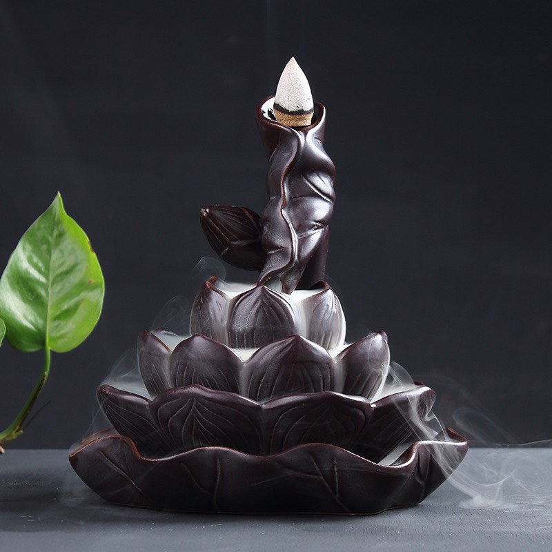 Thác khói trầm hương-Tháp đốt trầm hình sen tầng bằng gốm sứ cao cấp