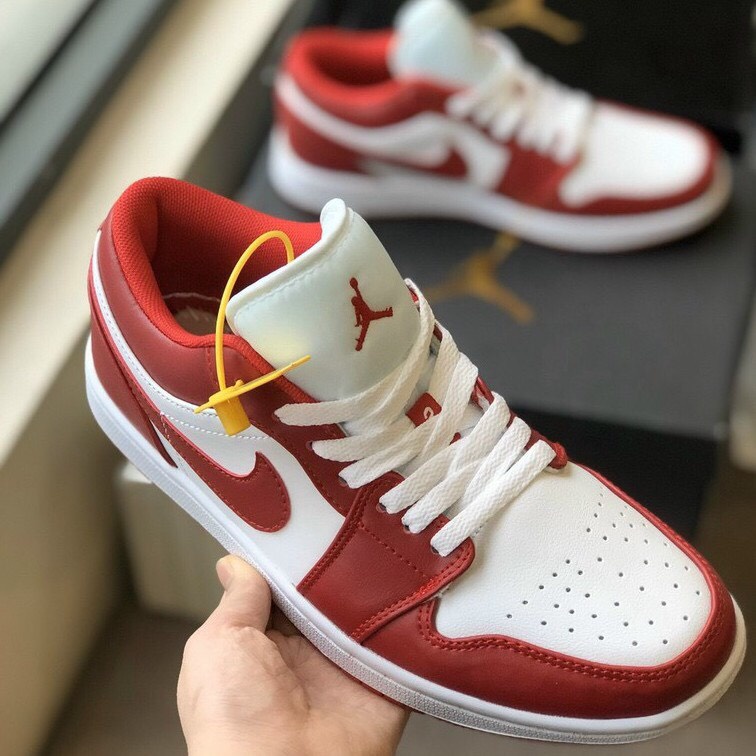 [Bản đẹp] Giày jordan1 cổ thấp đỏ trắng, giày sneaker JD1 low trắng đỏ thấp cổ nam nữ full box+bill | BigBuy360 - bigbuy360.vn