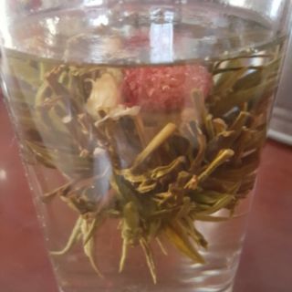 Trà nở hoa (Nhất Kiến Chung Tình) 100g