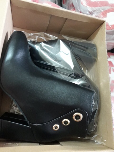 Giày Bốt nữ da khuy tròn (ảnh thật) | BigBuy360 - bigbuy360.vn