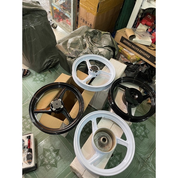 Mâm 3 cây Enkei Vario bảng zin