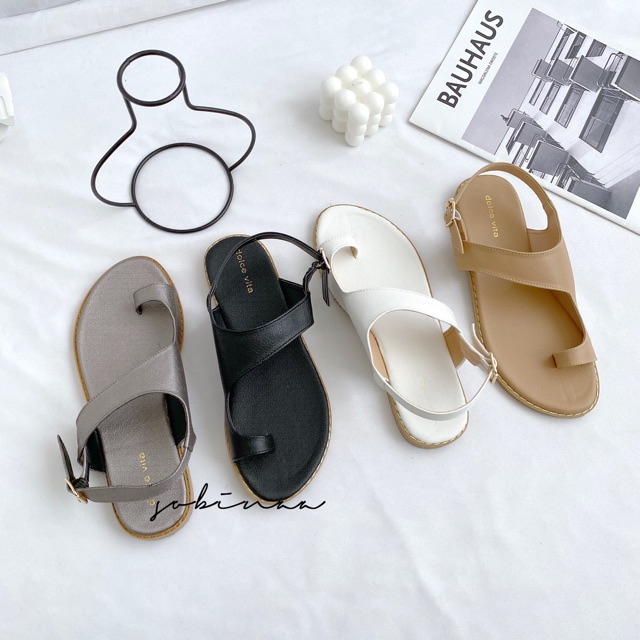 Giày sandal QK200