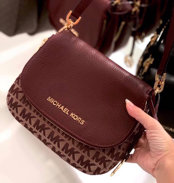 Túi michael kors chính hãng sale