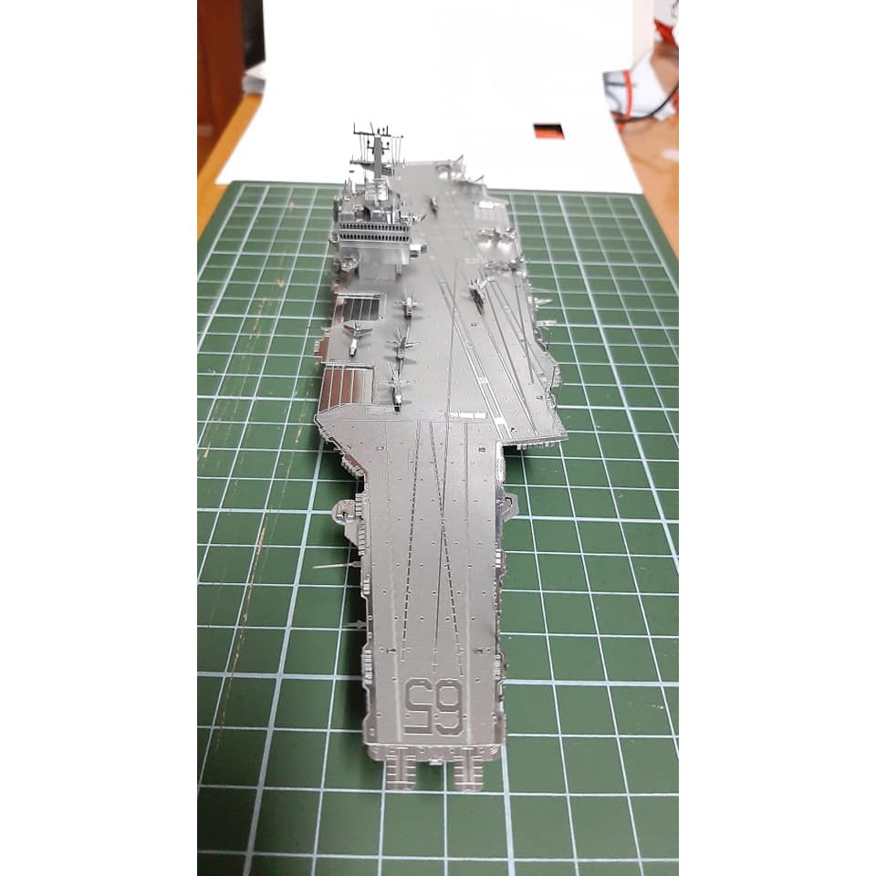 Mô Hình Lắp Ghép 3D Kim Loại Tự Ráp Piececool Tàu Sân Bay USS Enterprise CVN-65 - Chưa Lắp