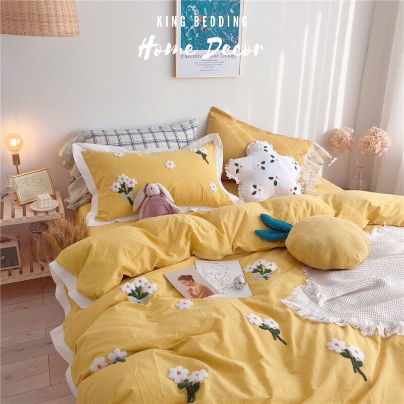 Bộ Chăn Ga Gối Đũi Lụa (Silk Đũi) 4 Món Thêu Hoa Cúc - Vàng Viền Trắng (Hàng Loại 1)