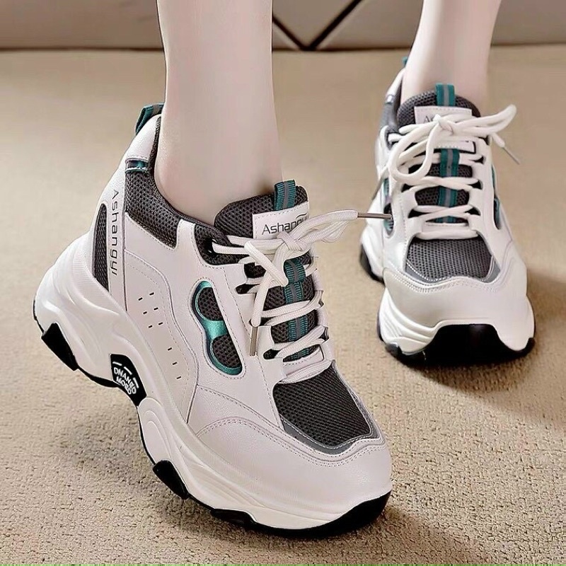 Giầy thể thao độn đế siêu nhẹ