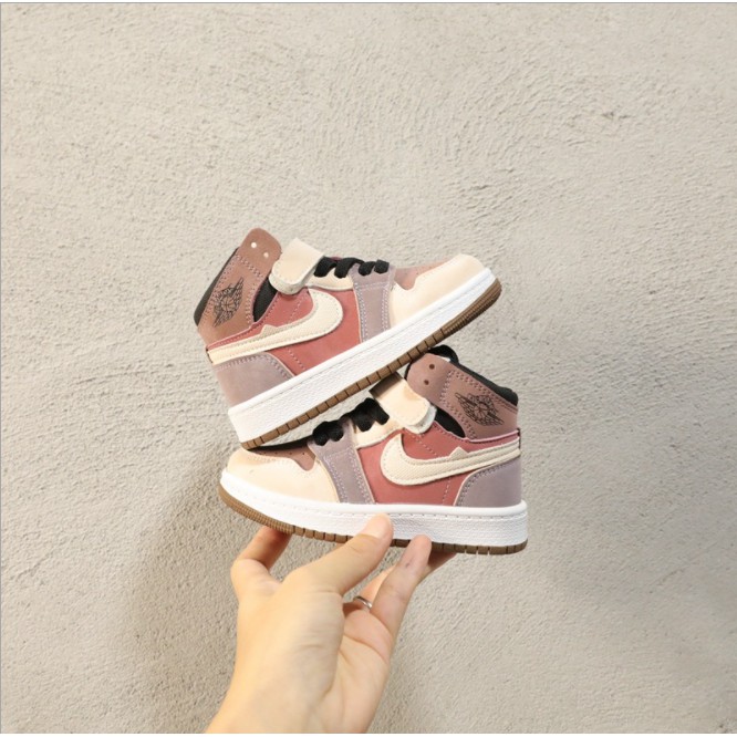 Giầy cao cổ có quai dán NKTE dành cho bé gái