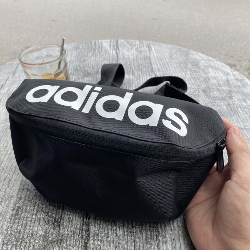 Túi đeo chéo [ HÀNG XUẤT DƯ ] Túi đeo chéo Adidas Mini phong cách thời trang - Phù hợp đi du lịch, đi chơi, dạo phố