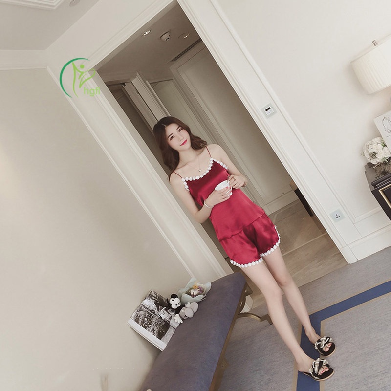 Bộ Đồ Ngủ Áo Hai Dây Và Quần Short Bằng Lụa Mát Phối Ren Hoa Gợi Cảm Thời Trang Mùa Hè Hàng Mới Dành Cho Bạn Nữ