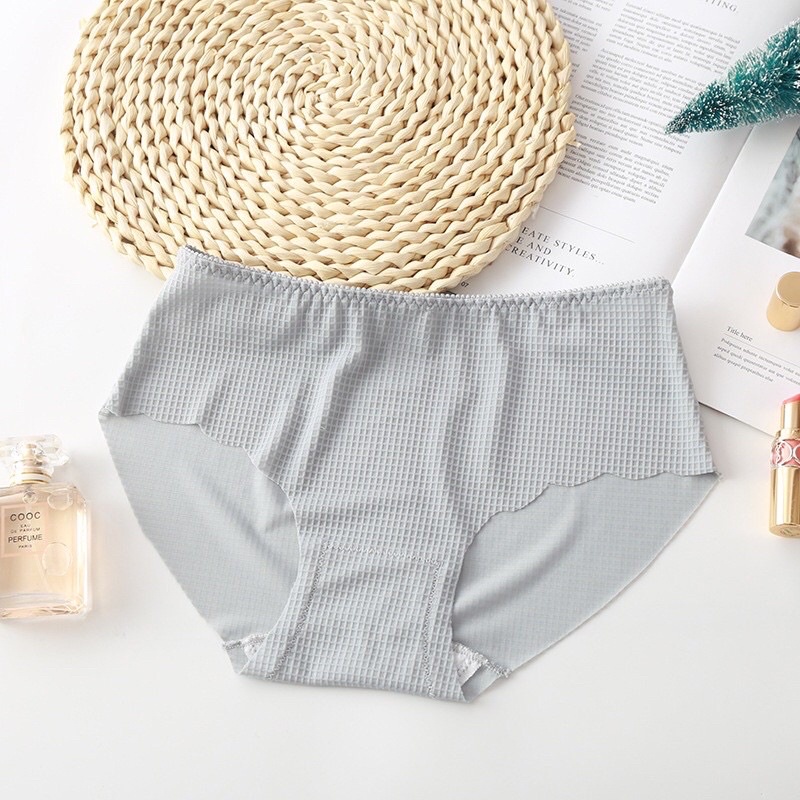 Quần lót nữ 2209 đúc không viền may có video thật ạ