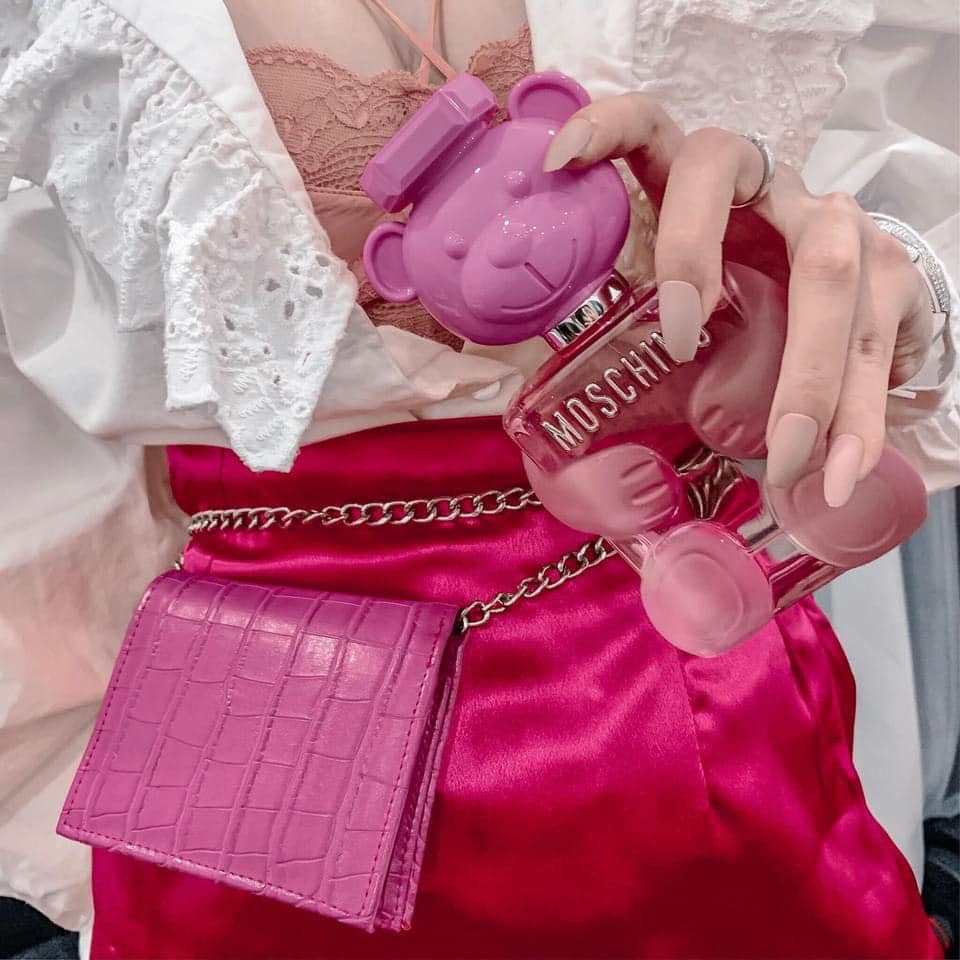 𝐌𝐎𝐒𝐂𝐇𝐈𝐍𝐎 𝐓𝐎𝐘 𝟐 𝐁𝐔𝐁𝐁𝐋𝐄 𝐆𝐔𝐌