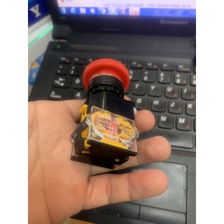 nút dừng khẩn Stop khẩn cấp phi 22