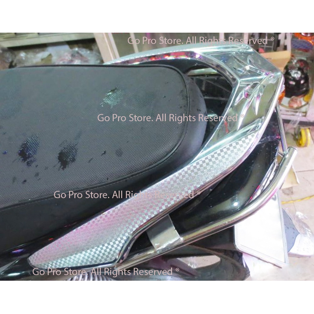 ỐP Tay Dắt Cảng Sau FUTURE Nhựa Xi M67