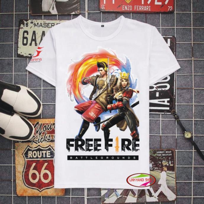 Áo thun Free Fire - Nữ cầm kiếm + nam đeo tai nghe