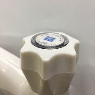 Vòi lavabo nhựa thấp LV012