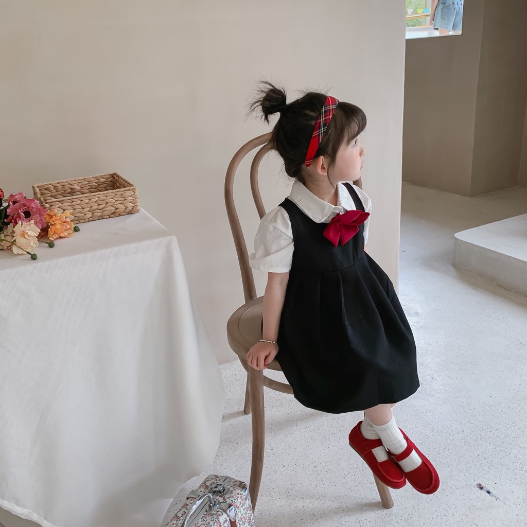 SG095 - Set váy yếm học sinh kèm áo sơ mi nơ đỏ sz 80-130, nơ tháo rời, áo cộc tay, bé gái hè 2022